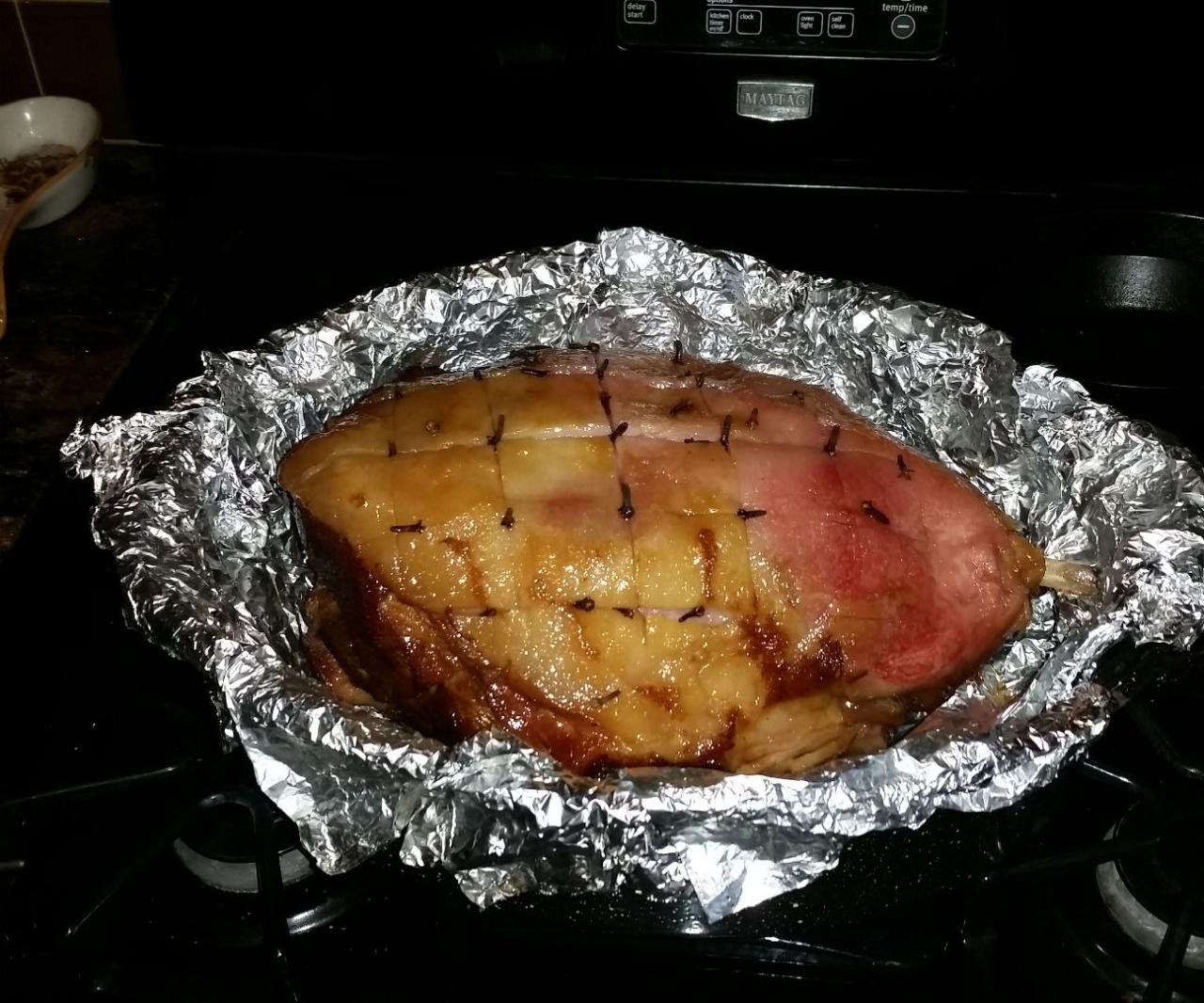 How to cook a deli style country ham