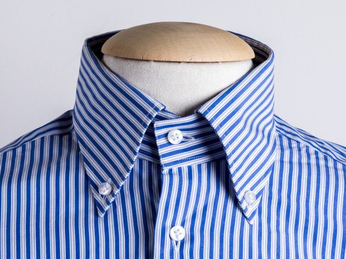 Women's dress shirt button up