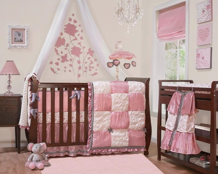 How to decorate room for newborn baby